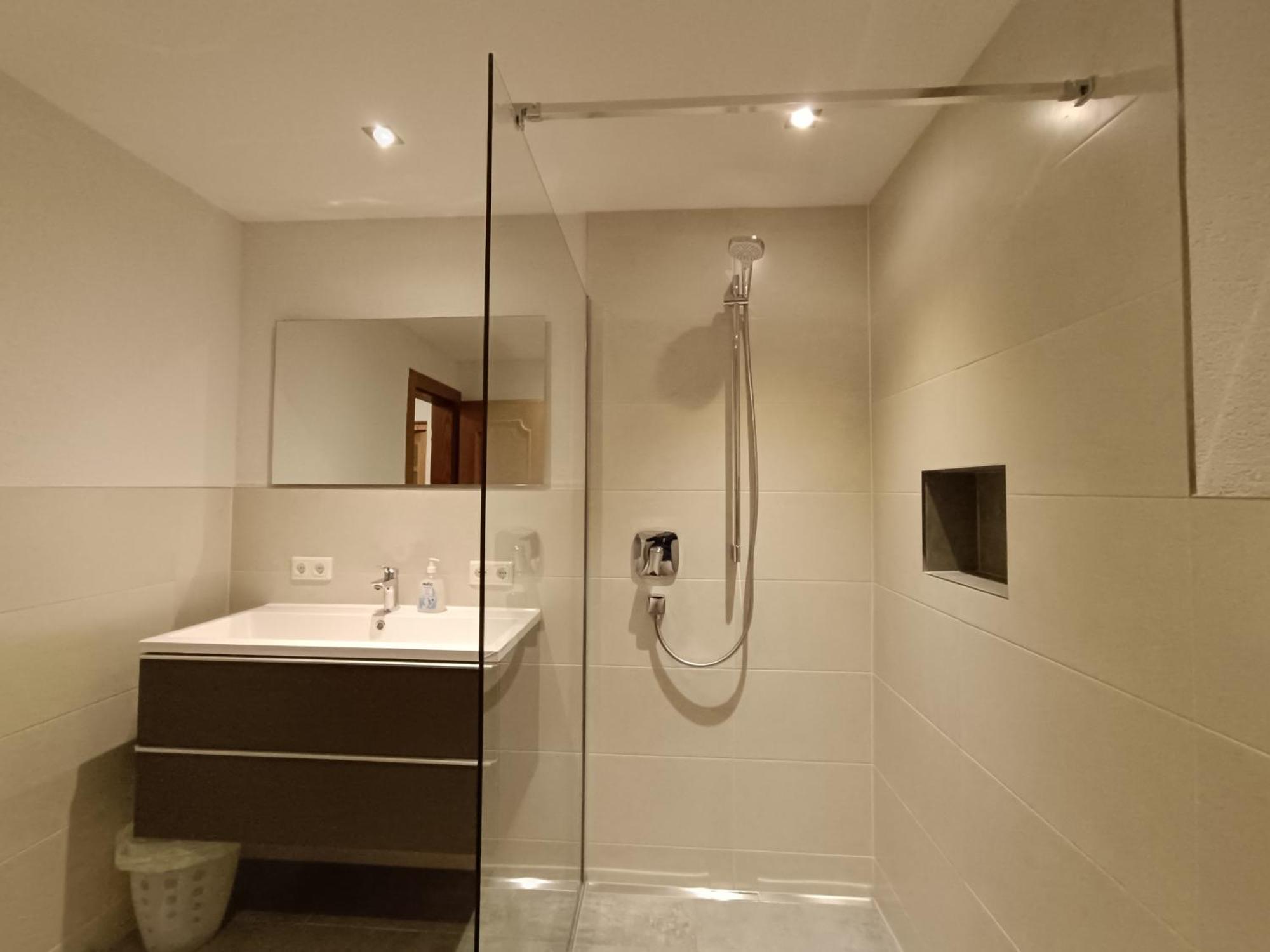 Kathrins Ferienwohnung Breitenbach am Inn エクステリア 写真
